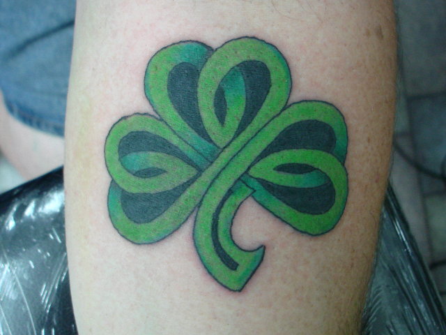 celtic clover tattoo. celtic shamrock tattoos.